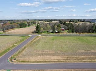 5128 391st St, North Branch, MN 55056