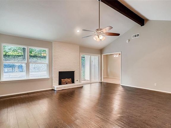 5th image of 1341 Warrington Dr
