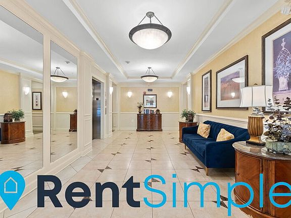 3rd image of 15221 Royal Crest Dr APT 201