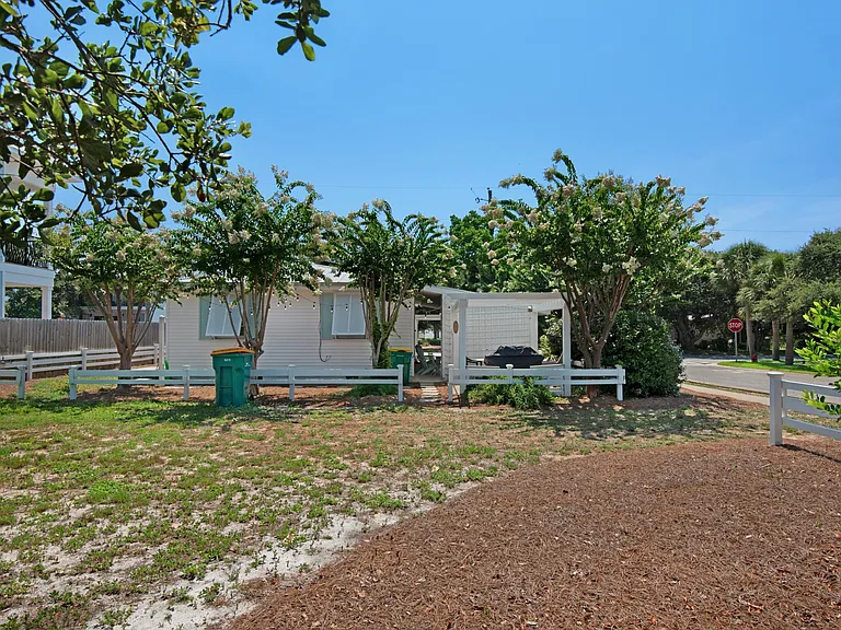 82 Cobia St — Photo 35