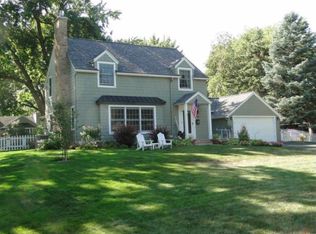 420 Hazel Ln, Hopkins, MN 55343
