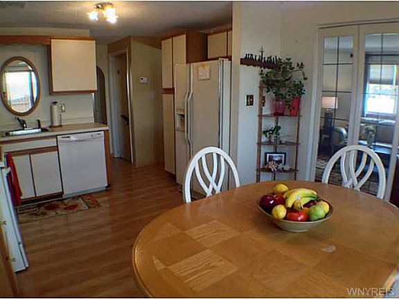 5th image of 93 Parkview Ct