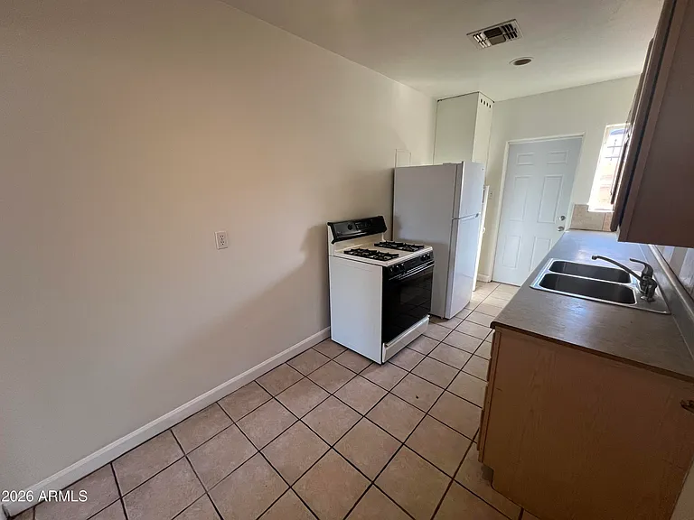 1626 W McDowell Rd #1 — Photo 8