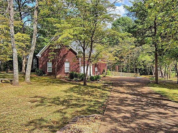 3rd image of 9956 Poplar Coomb Ln