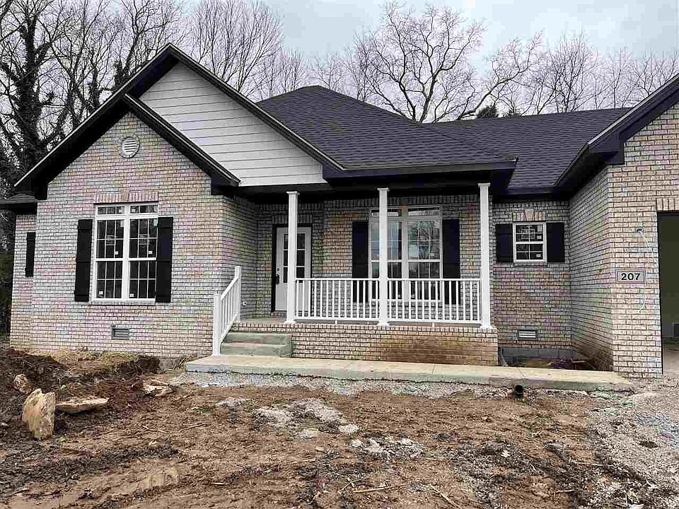 1st image of 207 Pioneer Ave