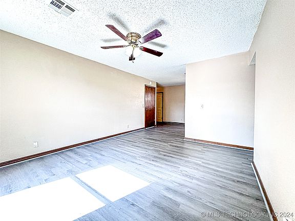 2nd image of 1803 W Newton St