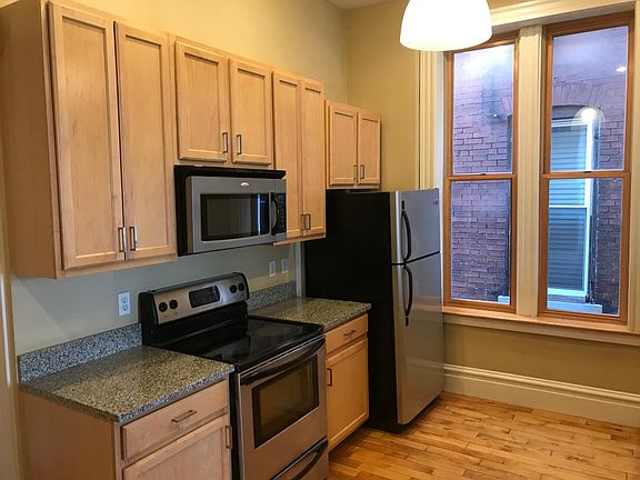 2nd image of 3407 California Ave Floor 2
