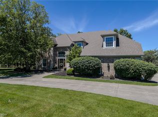 3689 Clay Mountain Dr, Medina, OH 44256