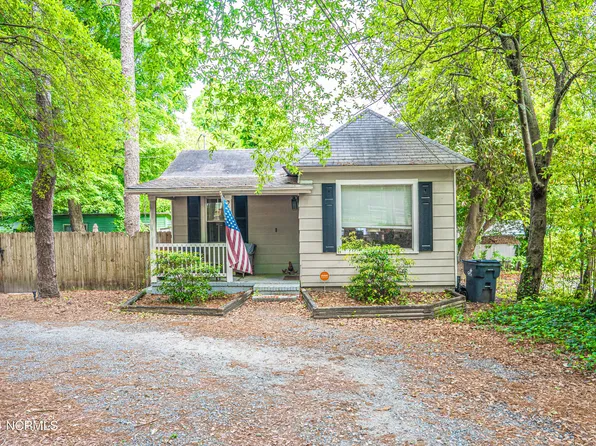 260 N May St #A, Southern Pines, NC 28387