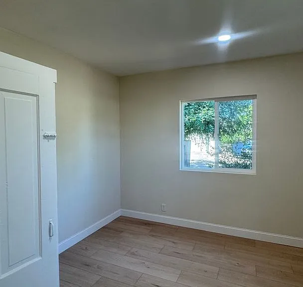 2175 Howard St — Photo 13