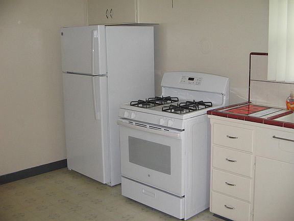 3rd image of 723 N 16th St