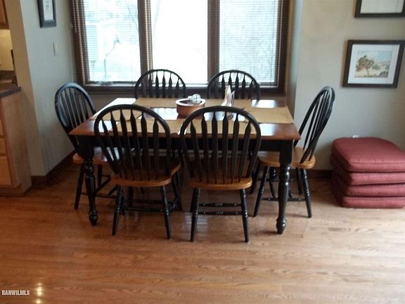 5th image of 110 Plum Cove Dr