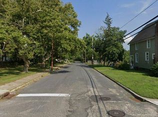 2650 2nd St, Mays Landing, NJ 08330