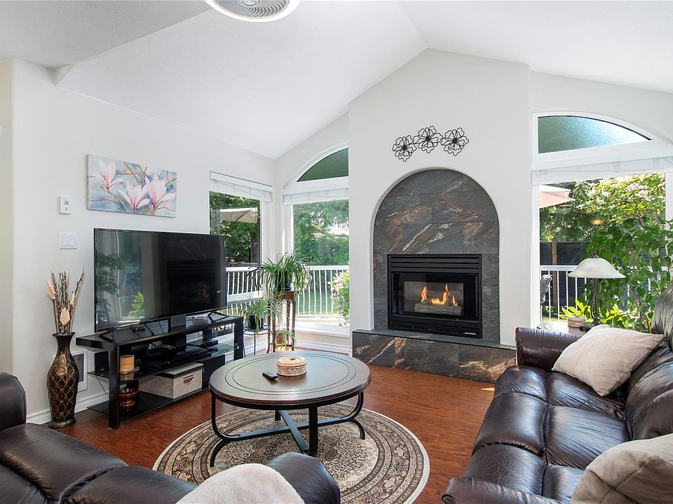 1st image of 396 Harrogate Rd #33