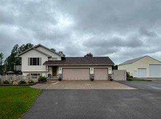 30204 118th St NW, Princeton, MN 55371