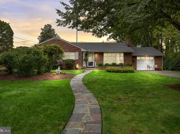 802 Fulton St, Cherry Hill, NJ 08002