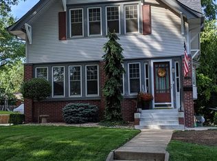 184 E Seward St, Seward, NE 68434