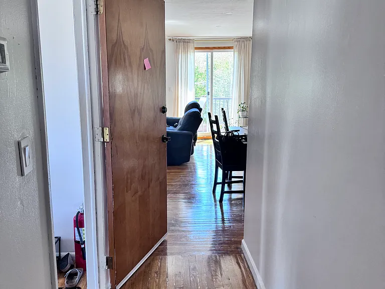 2 Oakville St #3 — Photo 9