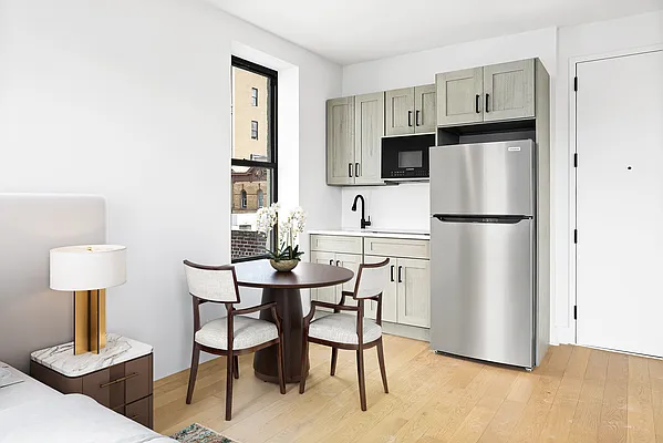 Rented by Corcoran | media 2