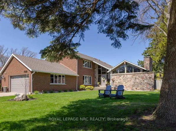 4 Maplewood Dr, Saint Catharines, ON L2M 3P1