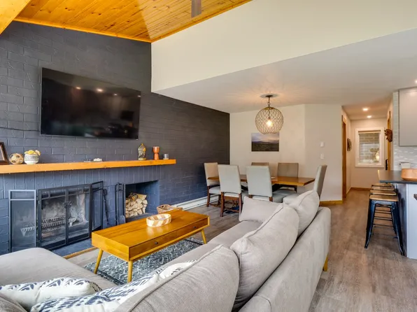 146 Columbine Cir APT 2, Avon, CO 81620