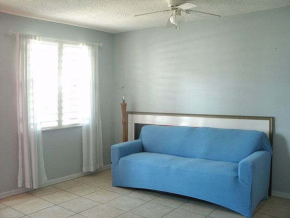 2nd image of 242 Northshore Dr #B