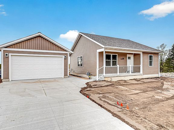 2nd image of 291 Aspen Hill Dr