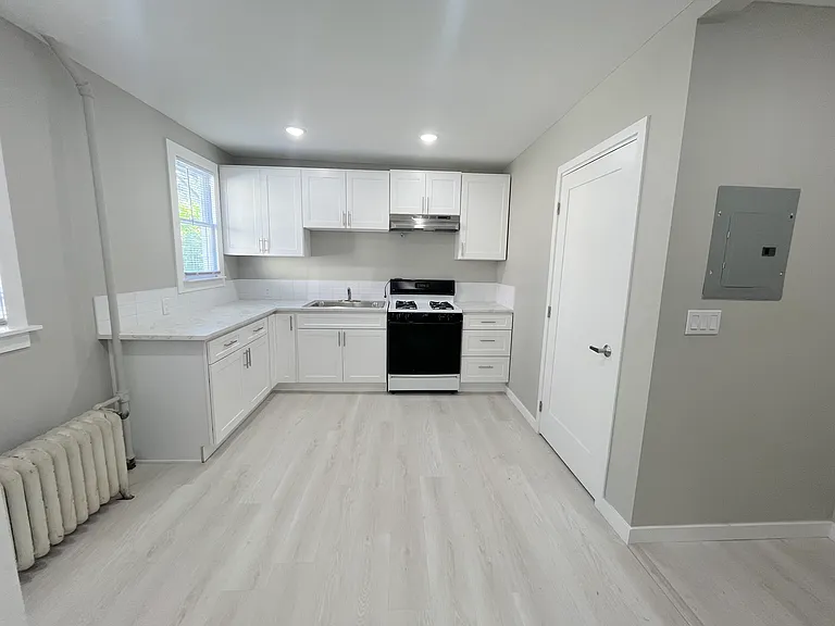 4110 Whitman Ave N #2 — Photo 7