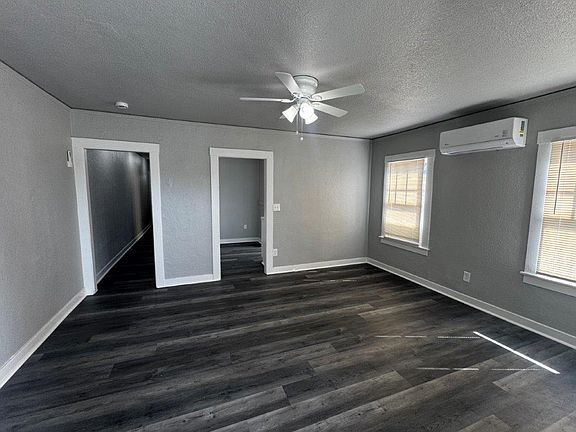 5th image of 450 N 6th Street