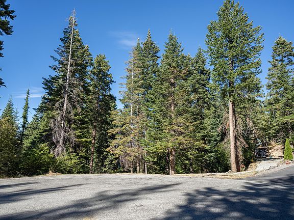 2nd image of 3080 Fircrest Pl