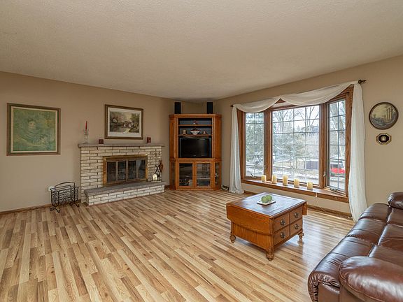 4th image of 6055 Scenic Rd