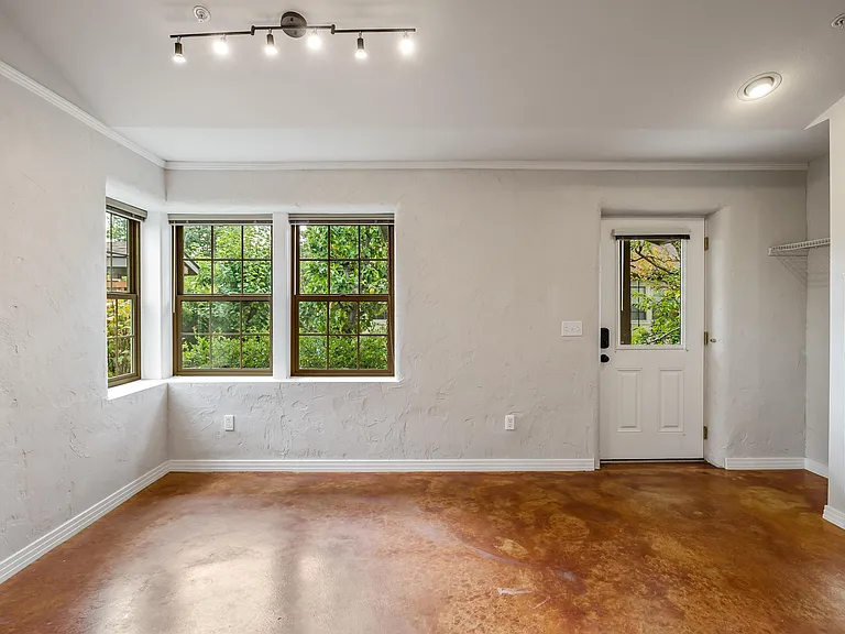 901 Spruce St #M — Photo 4