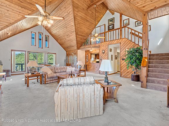 5th image of 324 Davis Ct
