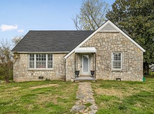 305 8th Ave S, Lewisburg, TN 37091