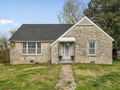 305 8th Ave S, Lewisburg, TN, 37091