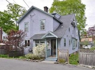 226 Crescent St, Northampton, MA 01060