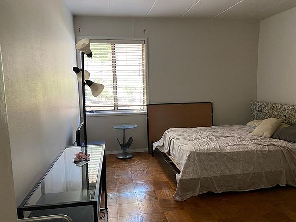 4th image of 2618 Redcoat Dr