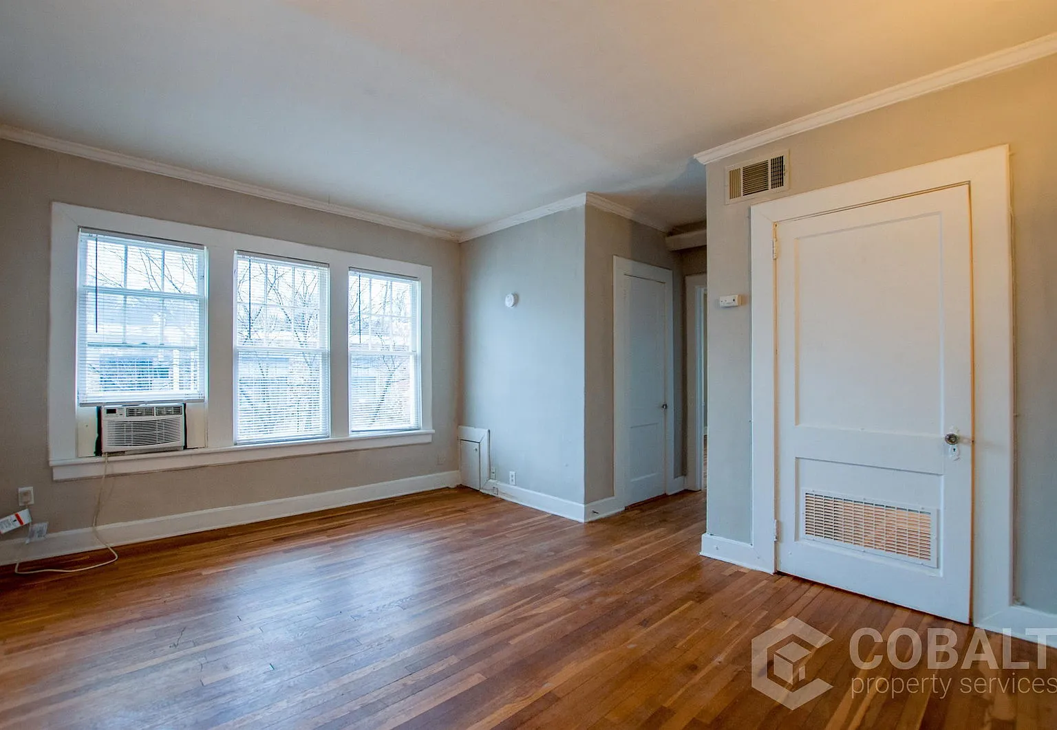 1 bed, 1.0 bath, 700 sqft, $1,325 — Photo 2