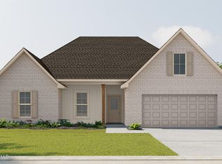 8 Byers Ln, Long Beach, MS 39560