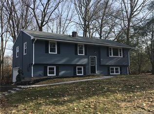 58 Ridgenoll Rd, Wallingford, CT 06492