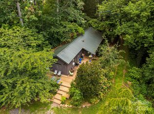 17 & 19 McGee Hill Rd, Fairview, NC 28730