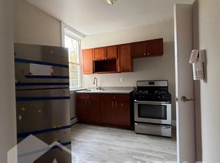 320 S 11th St #3, Newark, NJ 07103
