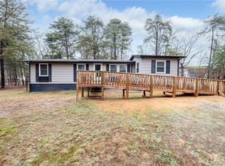 2108 Mountain View Rd, Powhatan, VA 23139