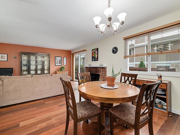5th image of 1152 Hertford Ct