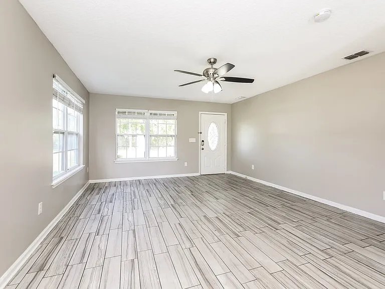 7053 Civic Club Dr — Photo 6