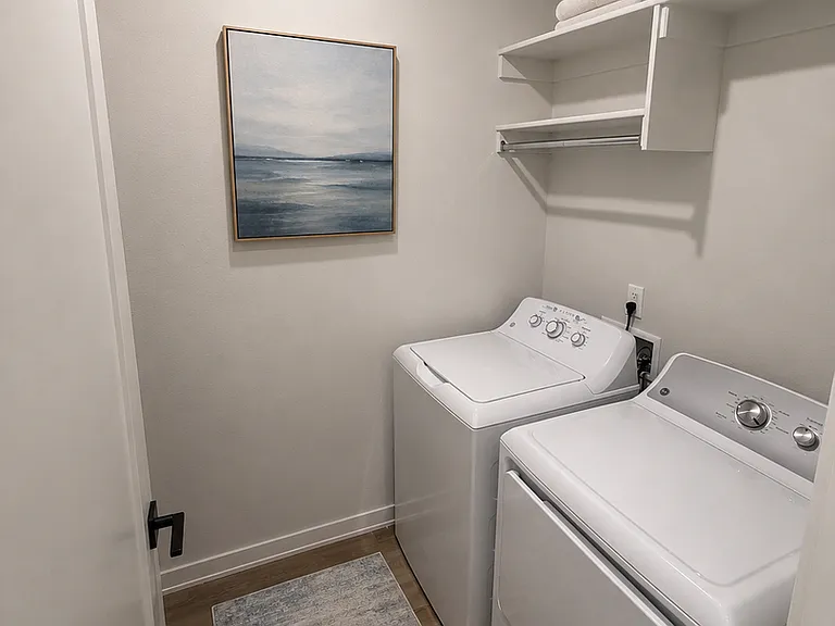 513 W Dallas St — Photo 51