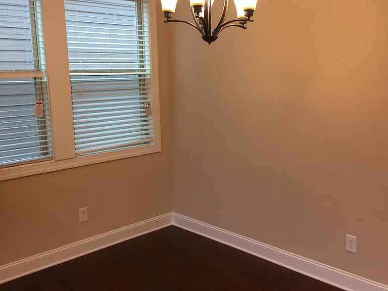 1036 Cotulla Dr — Photo 3