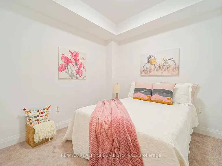 5289 Highway 7 #D902 — Photo 27
