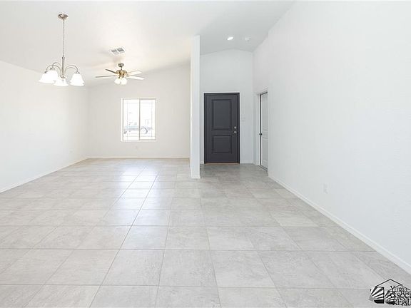 4th image of 4695 E Los Olivos Dr