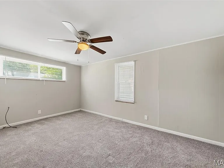 191 Bascom Dr — Photo 12